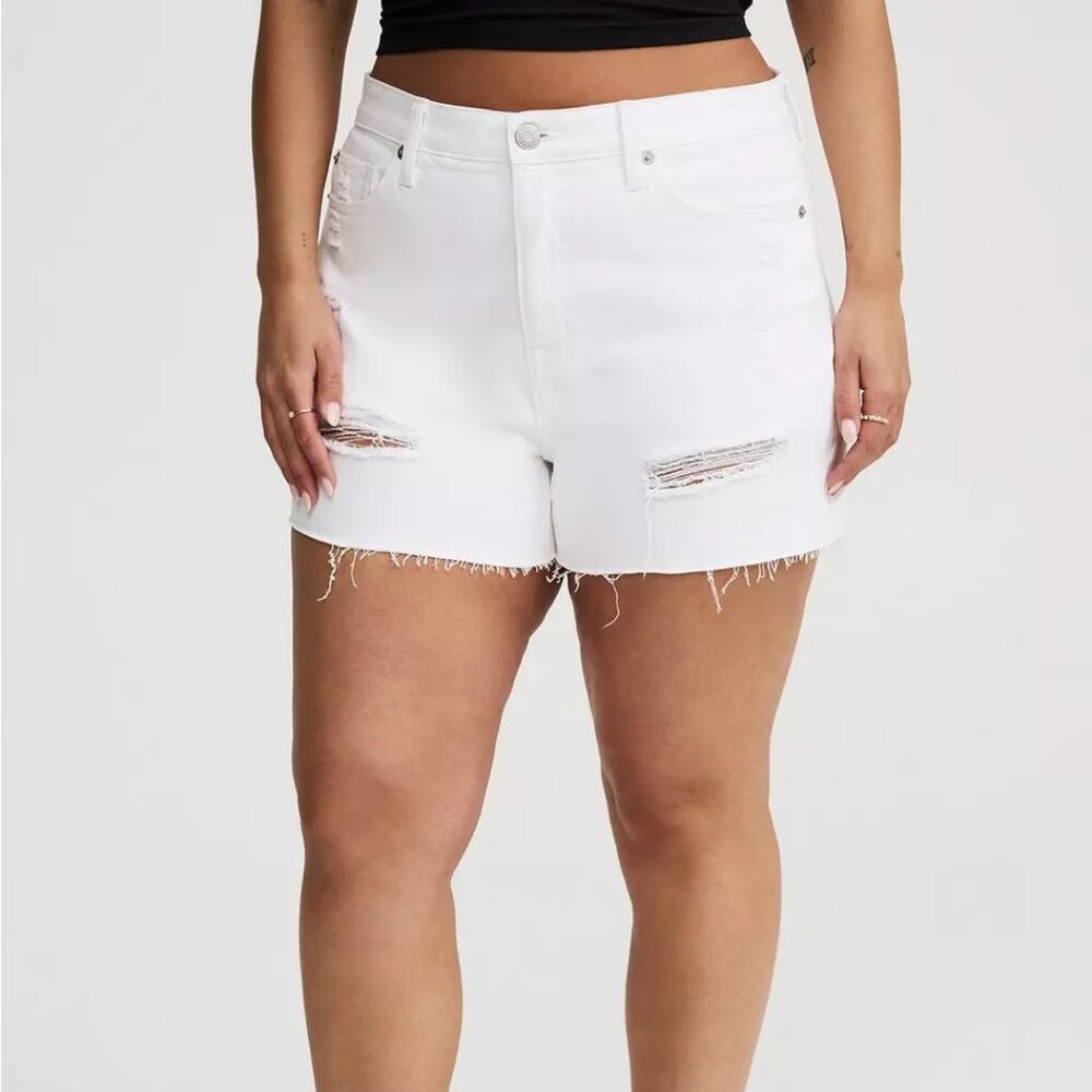 2/$30: Mid Rise 3.5" Relaxed White Denim Short w/ Destruction